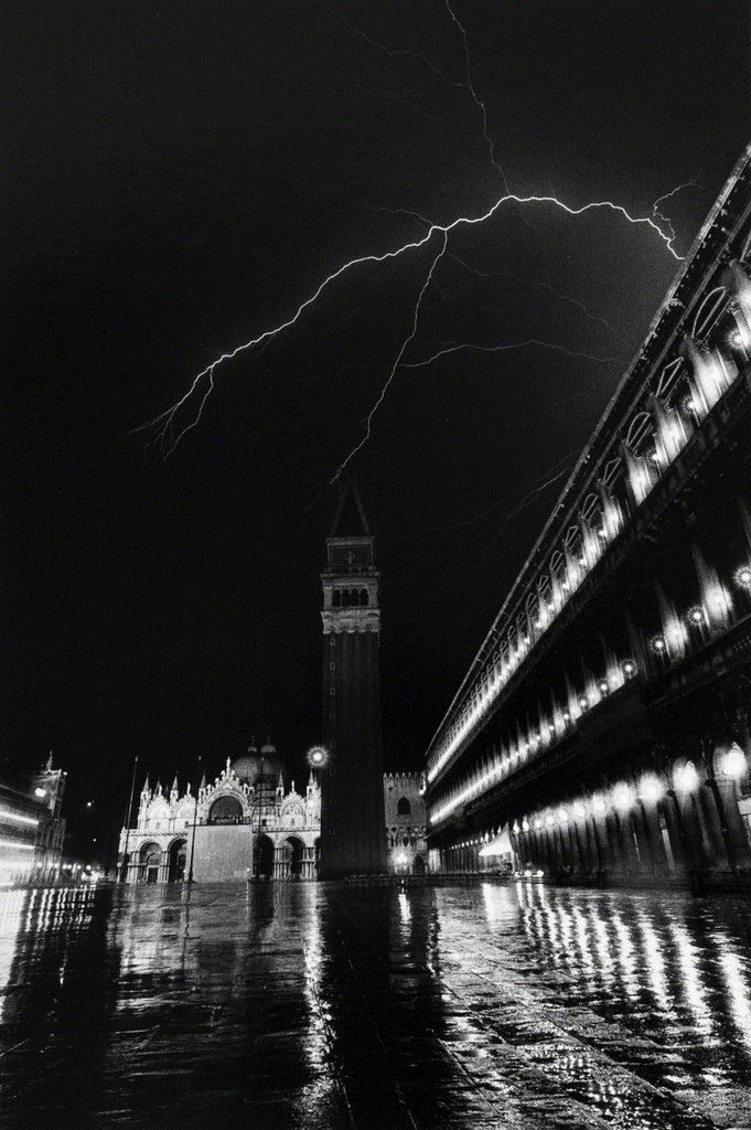 Ikkō Narahara, tempesta notturna - Venezia 1983 Ikkō Narahara, tempesta notturna - Venezia 1983